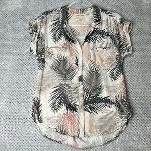 Cloth & Stone Shirt Womens XS Button Front Rolled Short Sleeve Tropical Palm